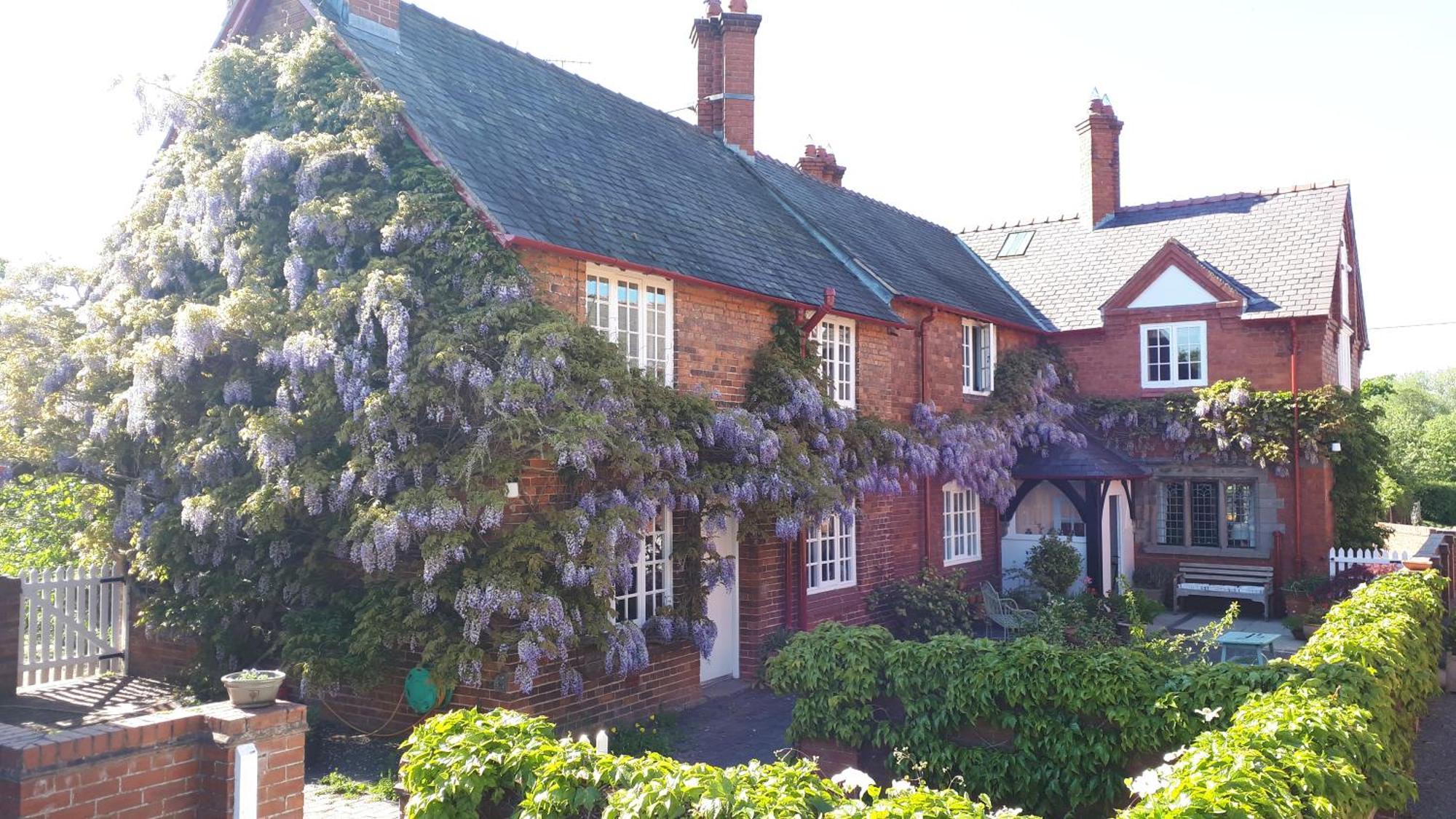 Bed and Breakfast Cotton Farm Честер Экстерьер фото